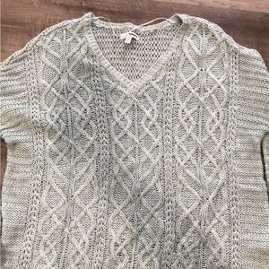 🍀3 for $6 tops🍀 Sonoma sweater